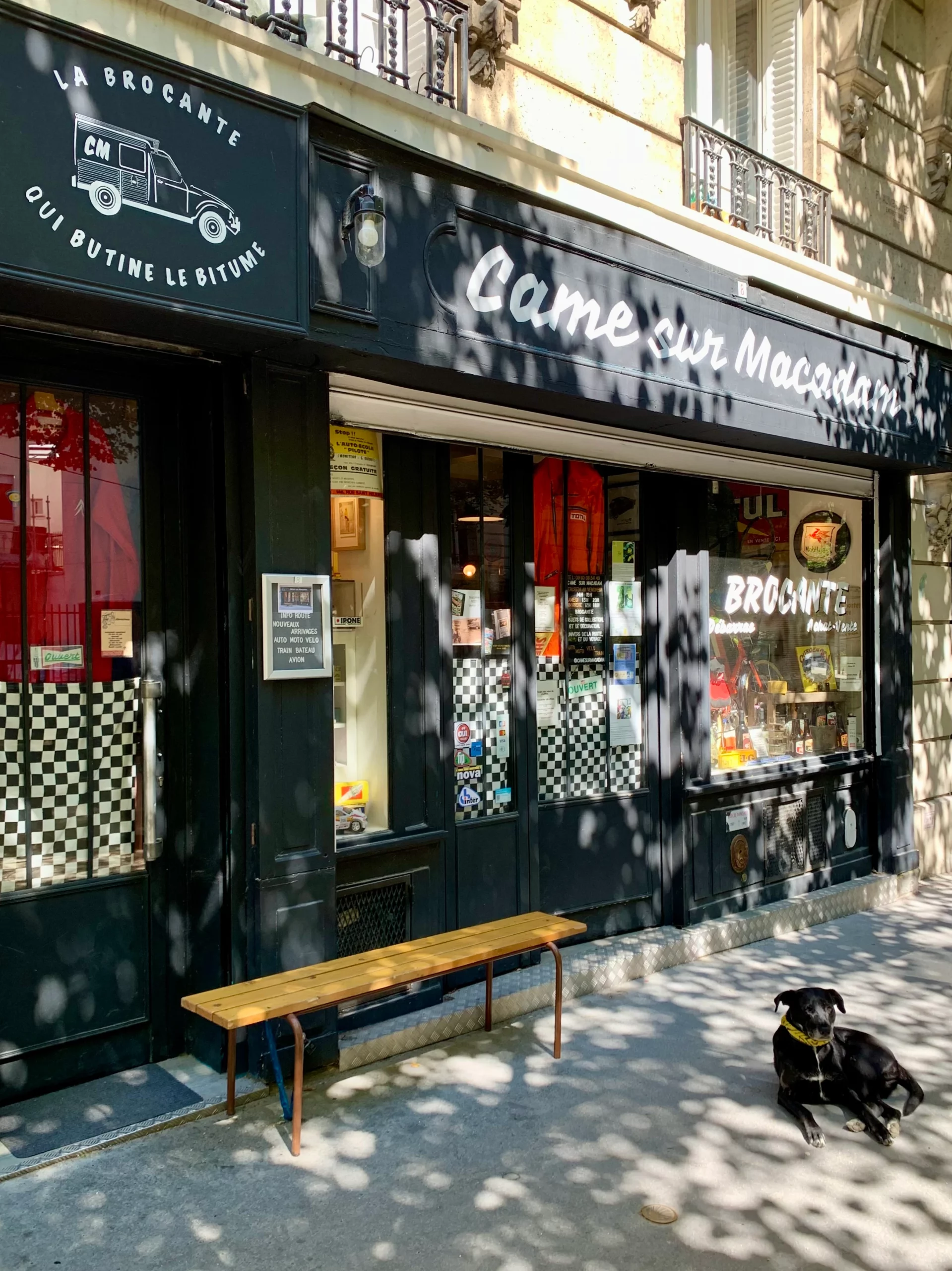 Façade de la boutique